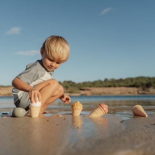 Little Dutch - Set 9 pezzi per la spiaggia  -gelati
