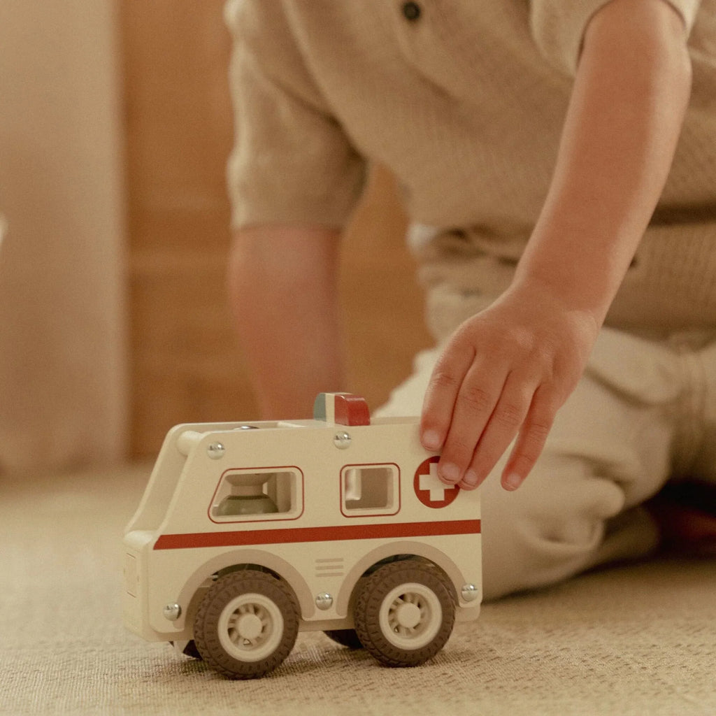 Little Dutch - Ambulanza Con Personaggio
