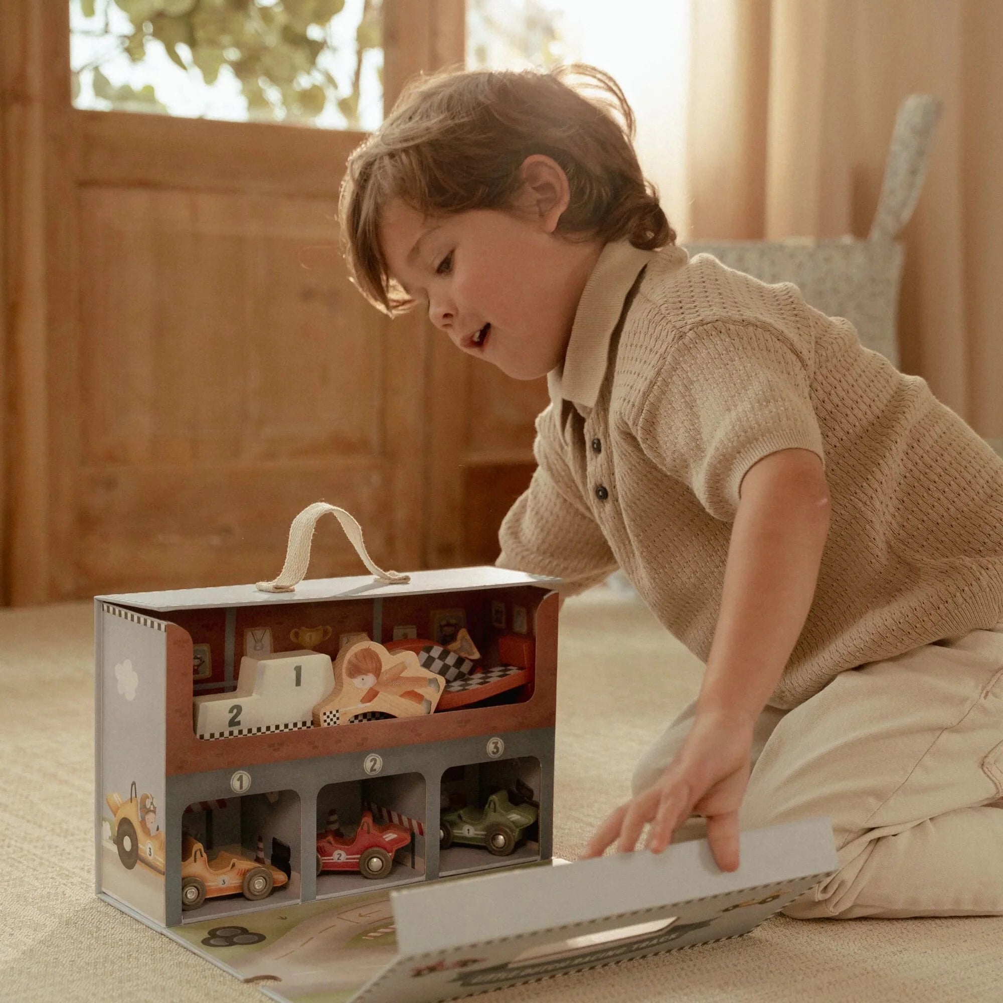 Little Dutch - Pista da corsa in legno in custodia da gioco –