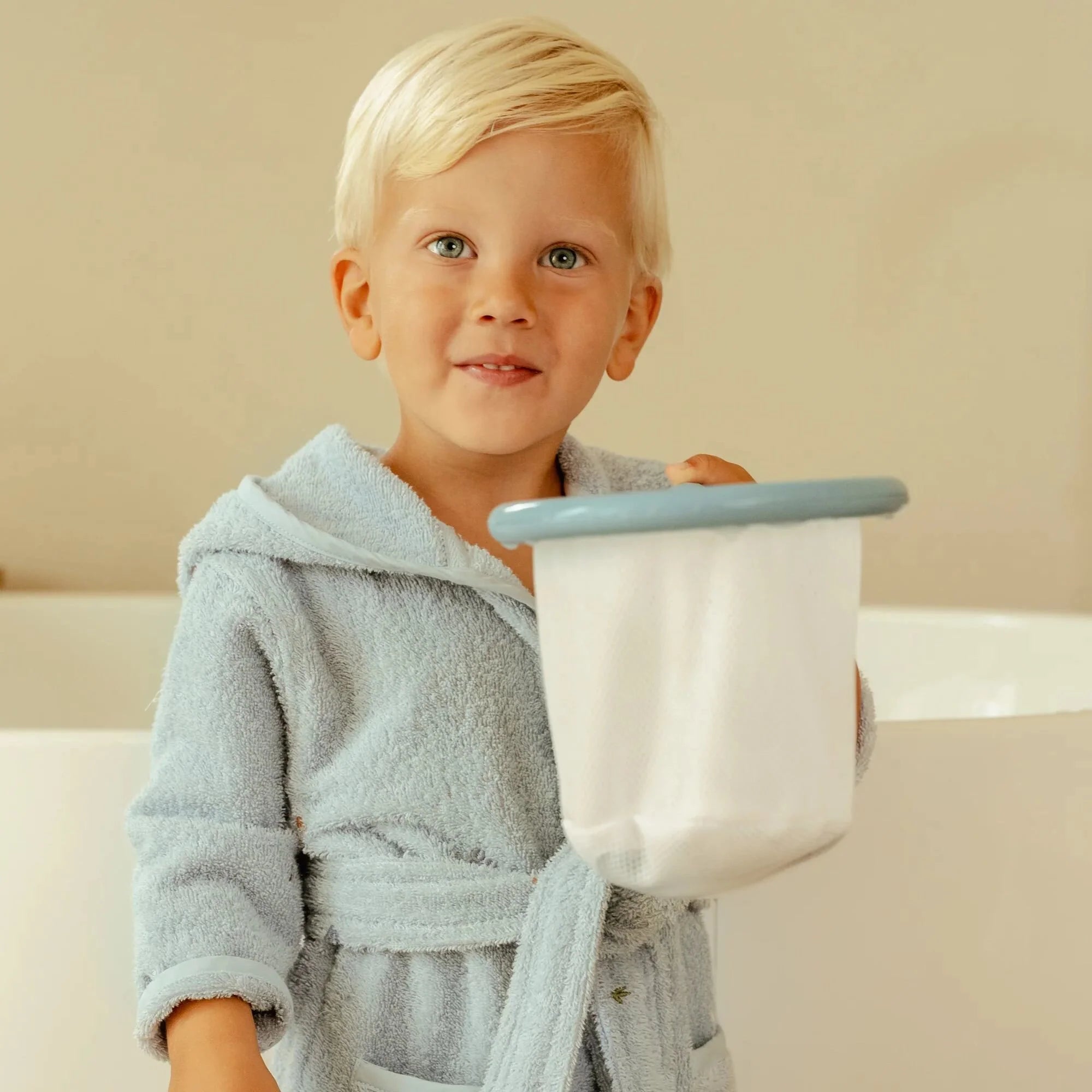 Little Dutch - Il Gioco della Pesca Da Bagnetto -Blu