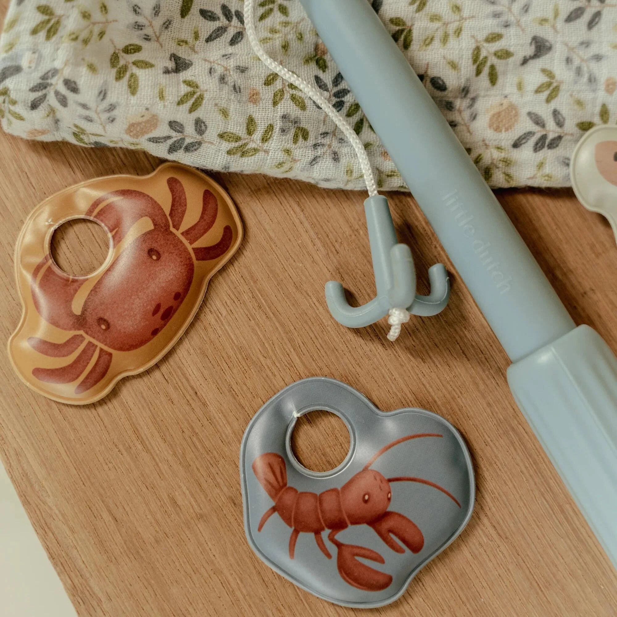 Little Dutch - Il Gioco della Pesca Da Bagnetto -Blu