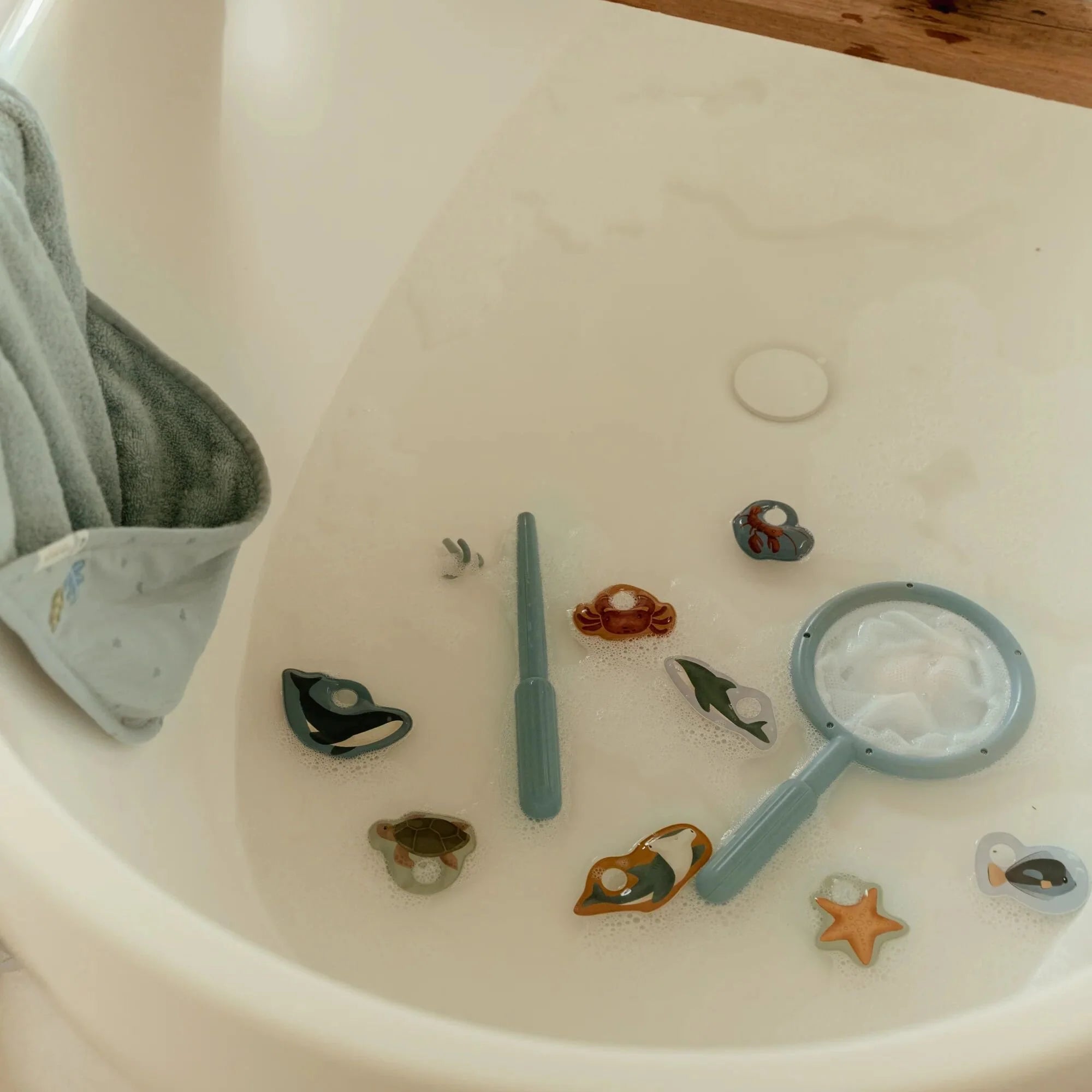 Little Dutch - Il Gioco della Pesca Da Bagnetto -Blu