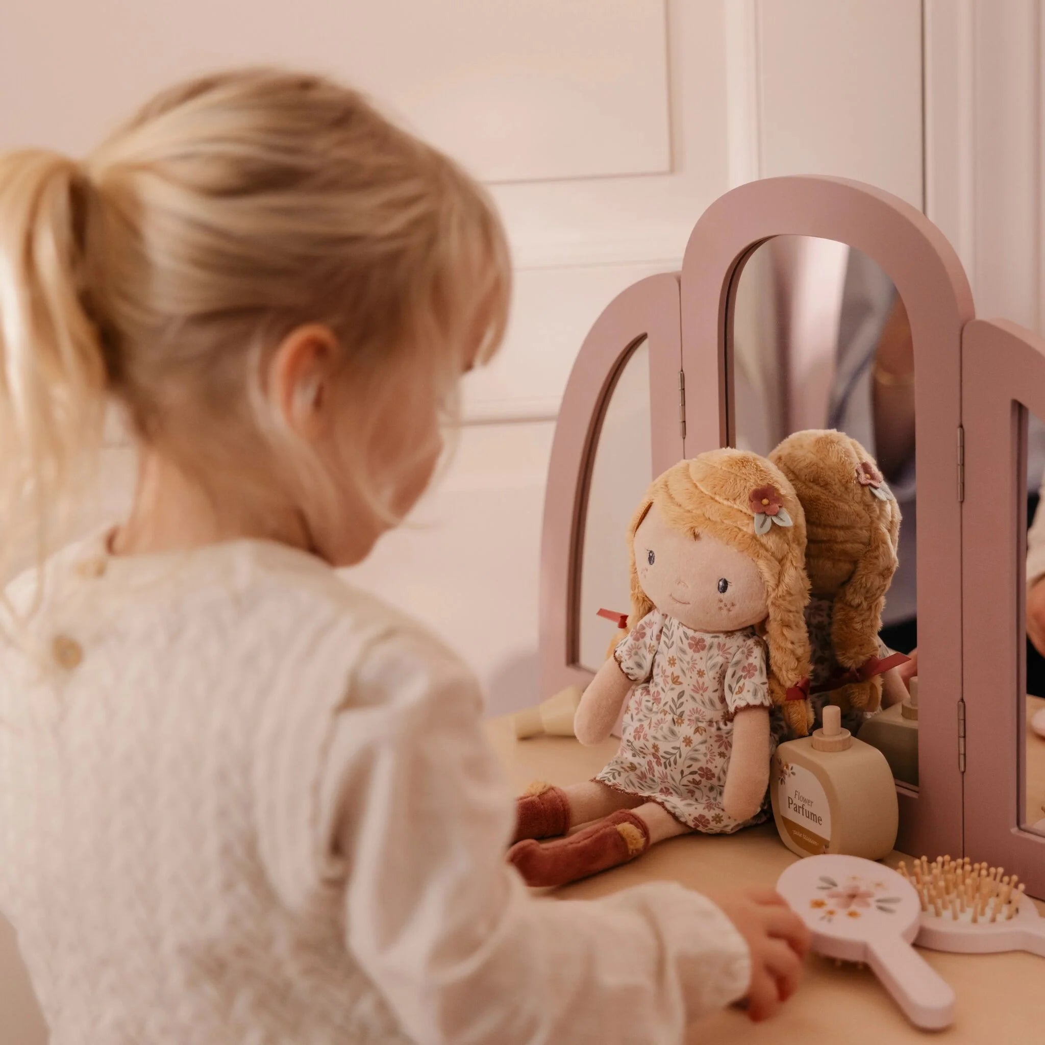 Little Dutch - Bambola da coccolare Julia - 35 cm