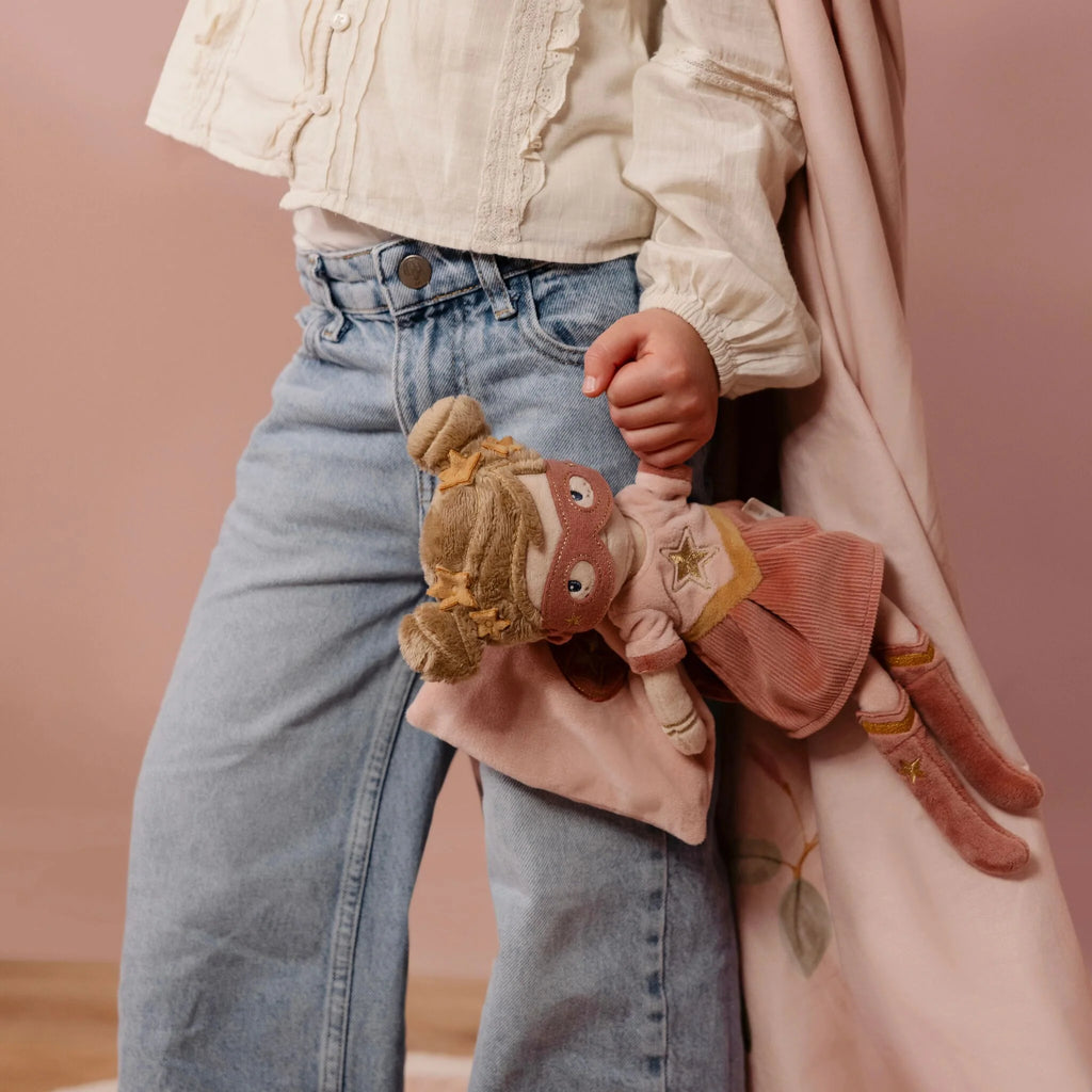 Little Dutch - Bambola da coccolare supereroina Rosa - 35 cm