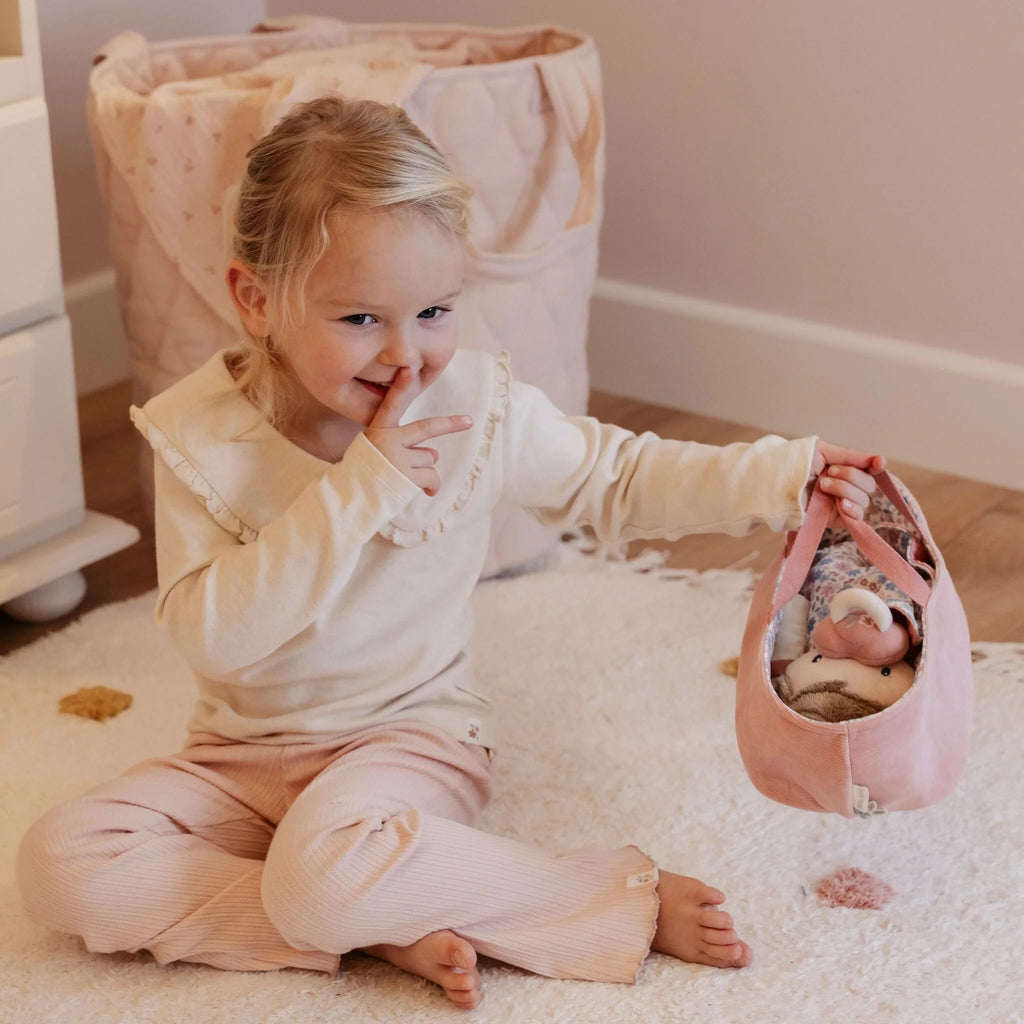 Little Dutch -Set Bambola  Morbida Rosa Con Cestino