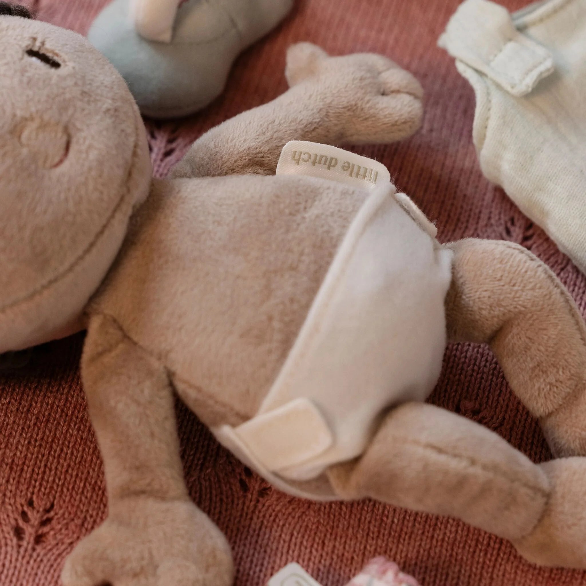 Little Dutch -Set Bambola  Morbida Evi con Cestino