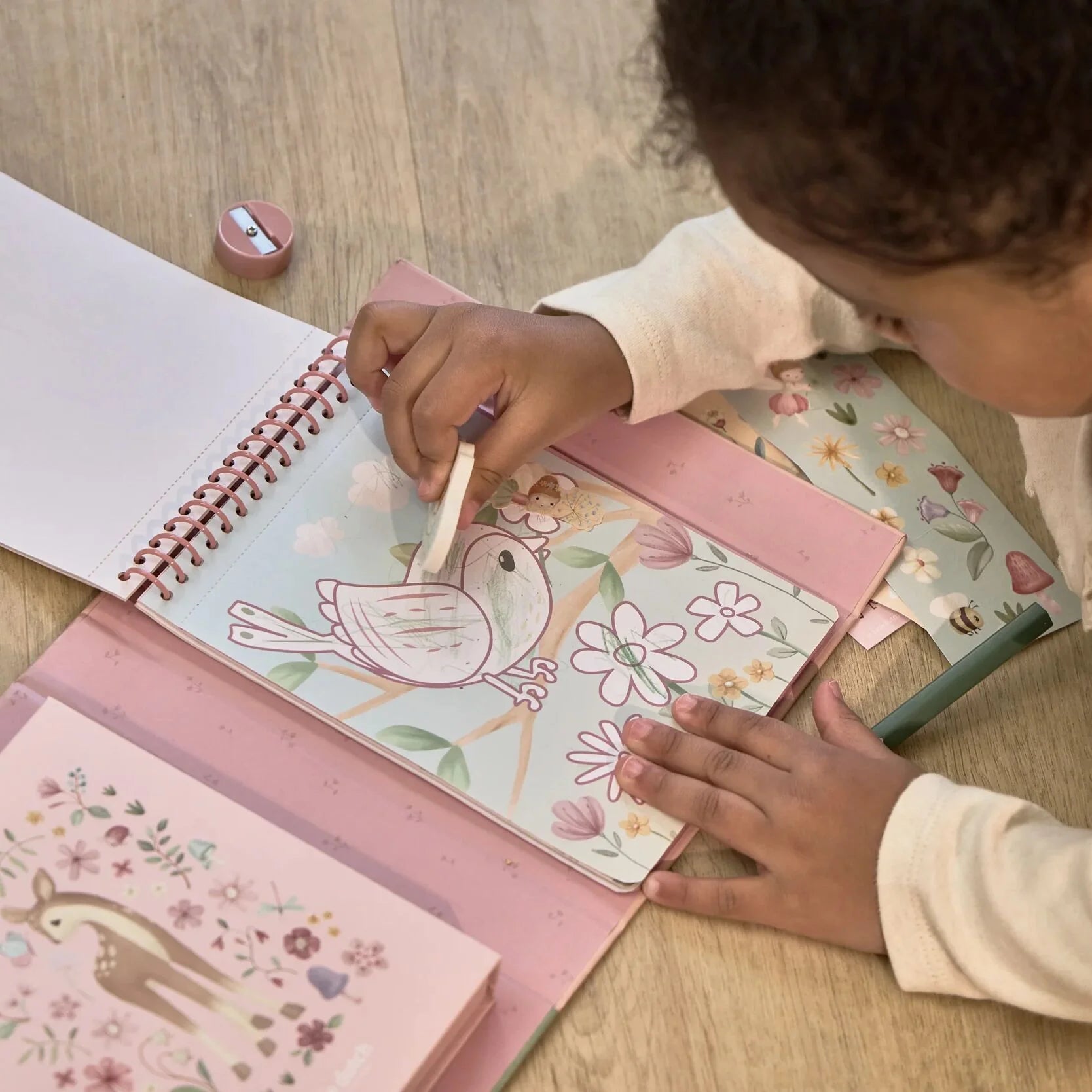 Little Dutch-Libro da colorare - Rosa