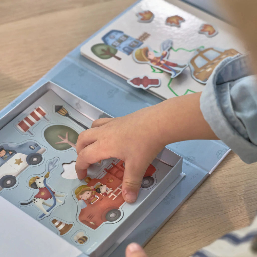 Little Dutch-Libro Magnetico Veicoli