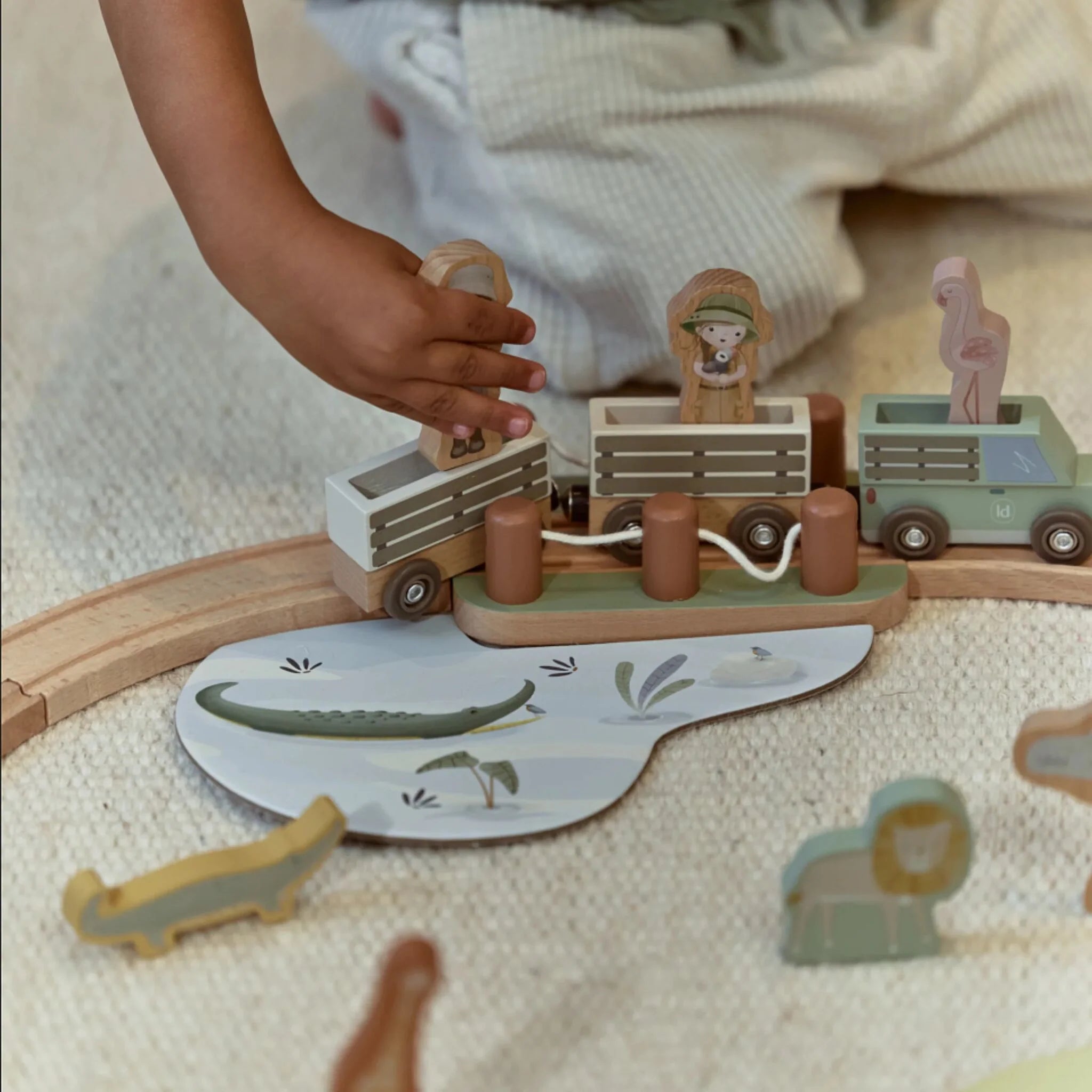 Little Dutch - Set trenino In Legno Savana Friends