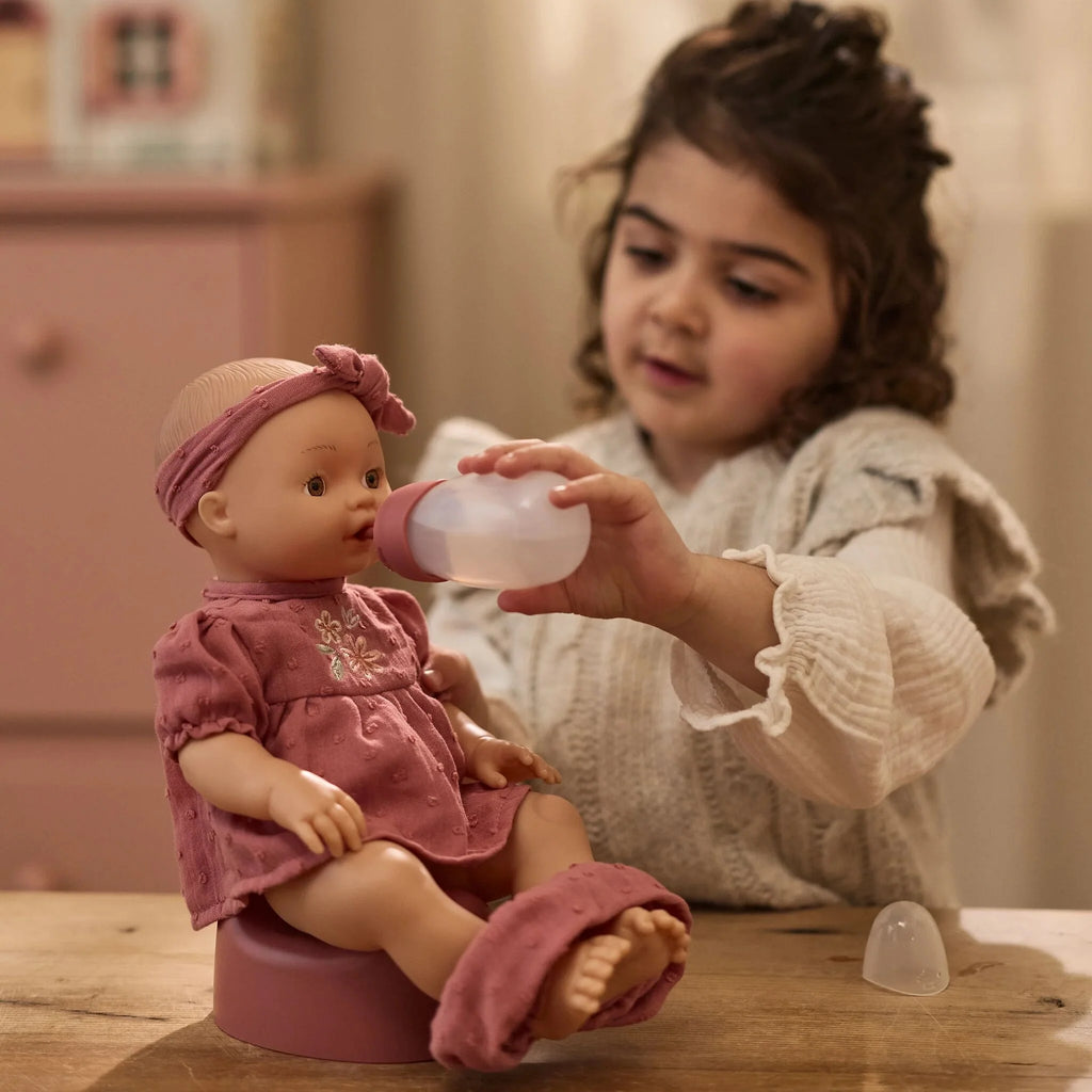 Little Dutch - Bambola Livia Che Beve E Fa Pipì