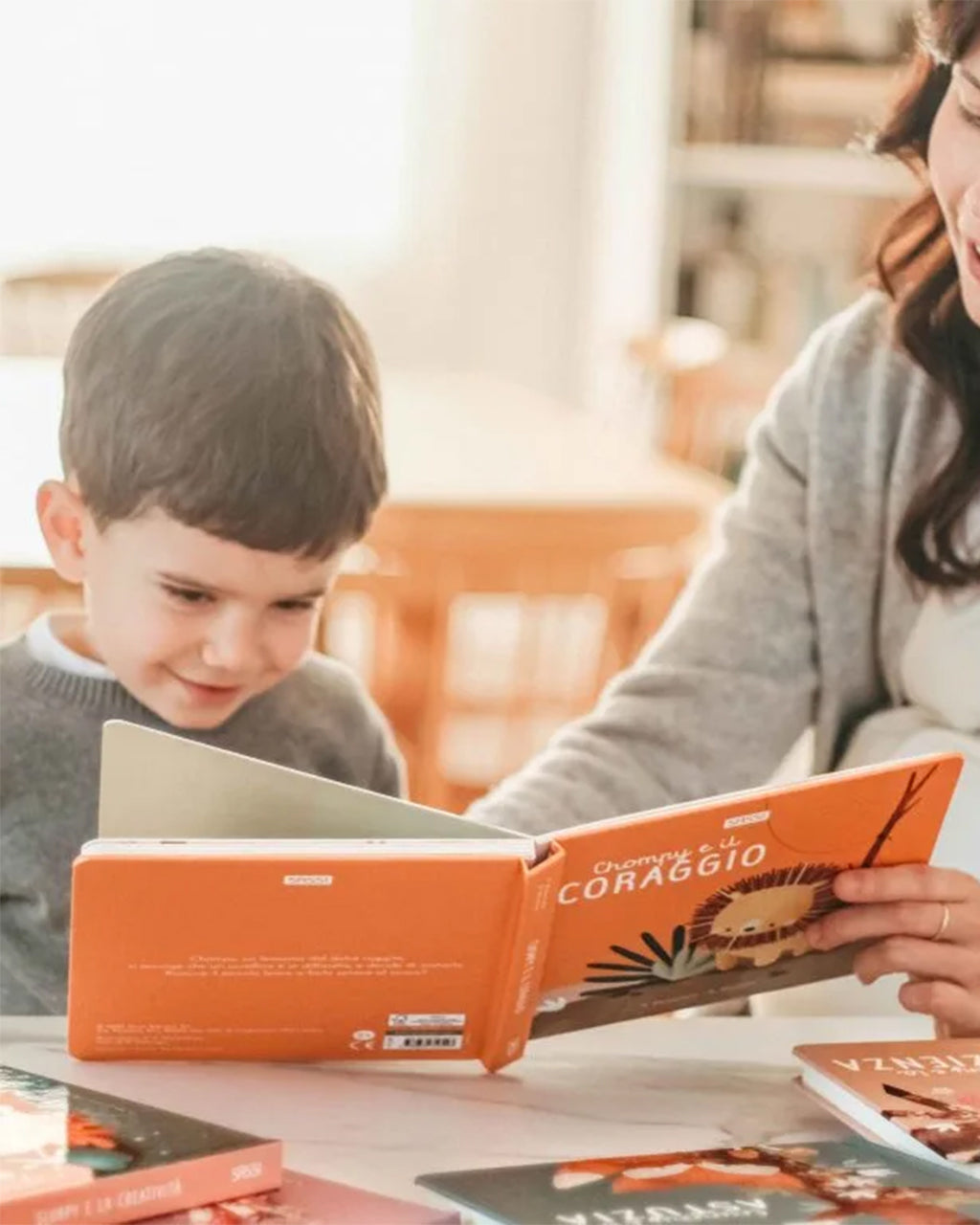 Sassi Yunior Editore - Chompy e il coraggio - Libro cartonato