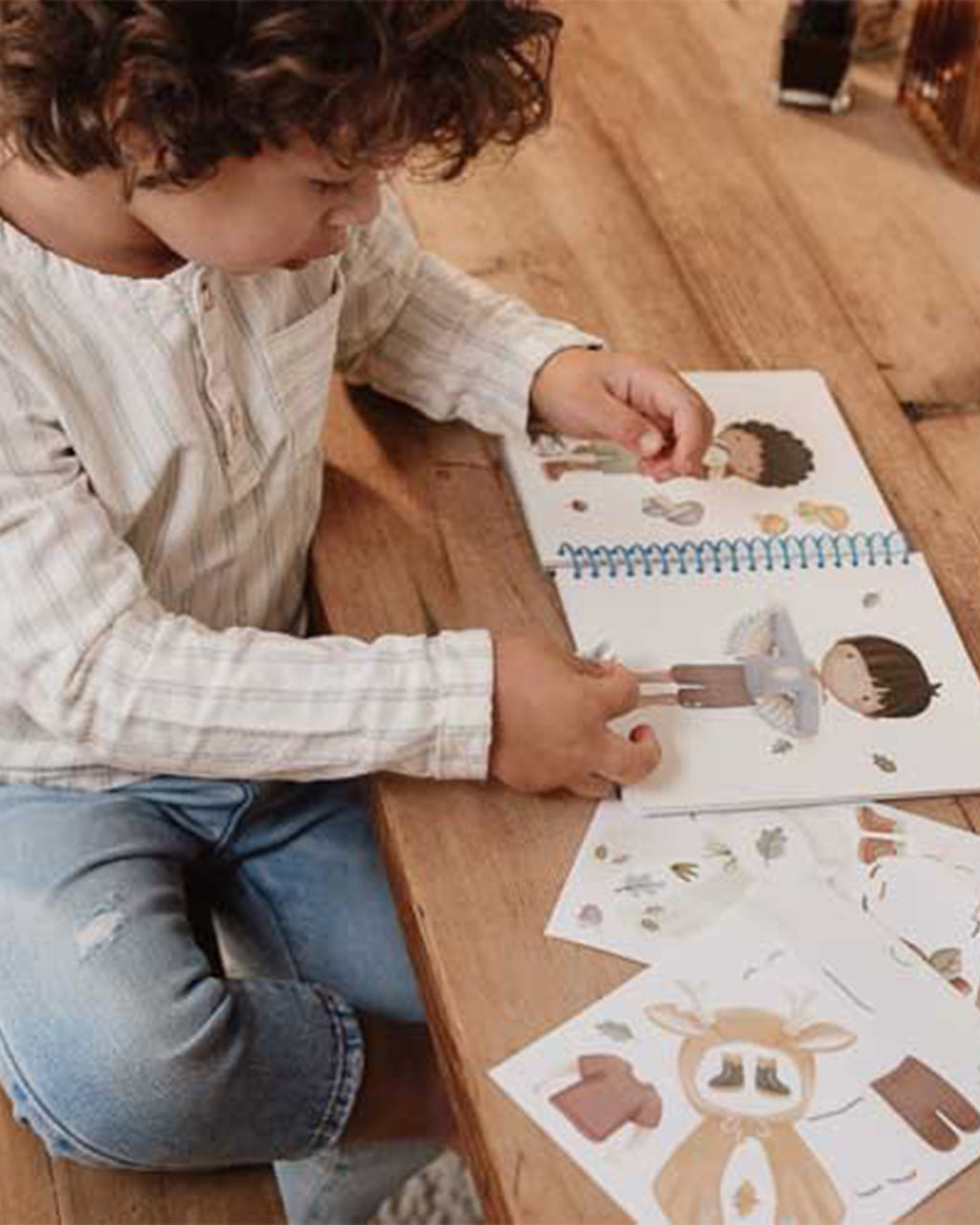 Little Dutch - Libro di travestimenti e adesivi - Forest Friends