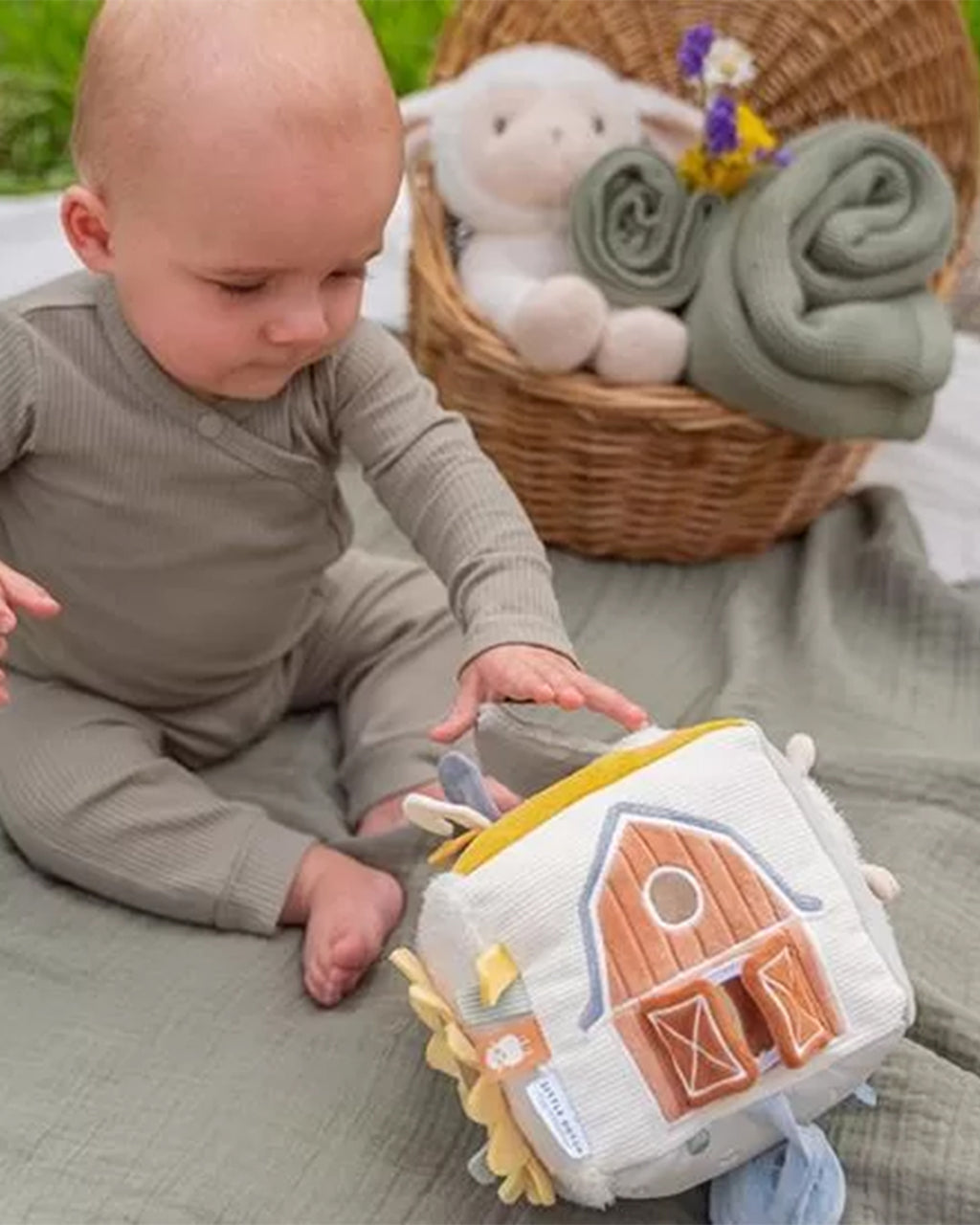 Little Dutch - Cubo Multisensoriale – Fattoria