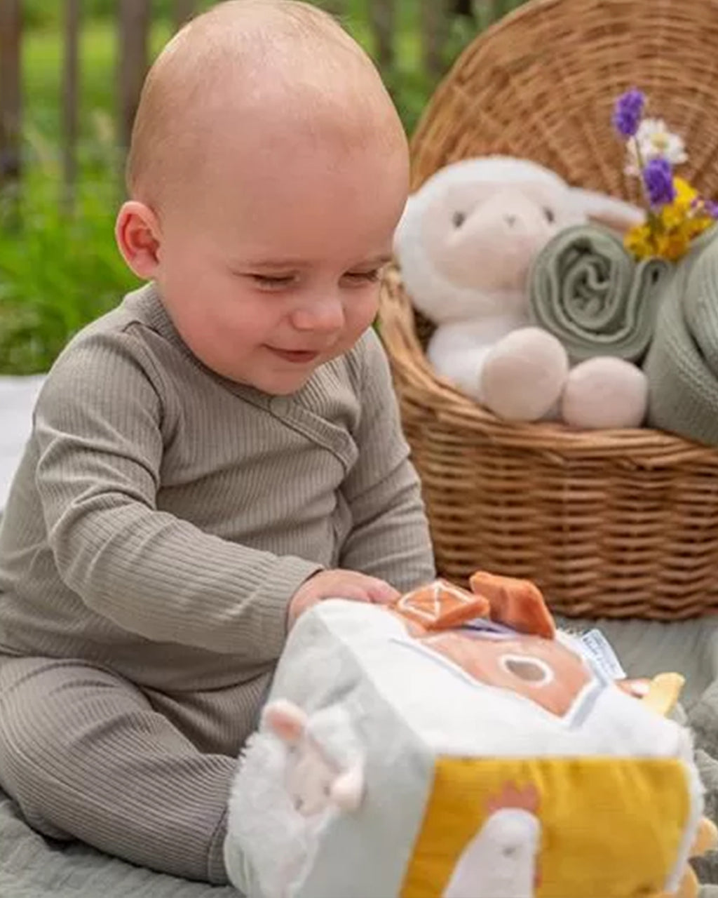 Little Dutch - Cubo Multisensoriale – Fattoria