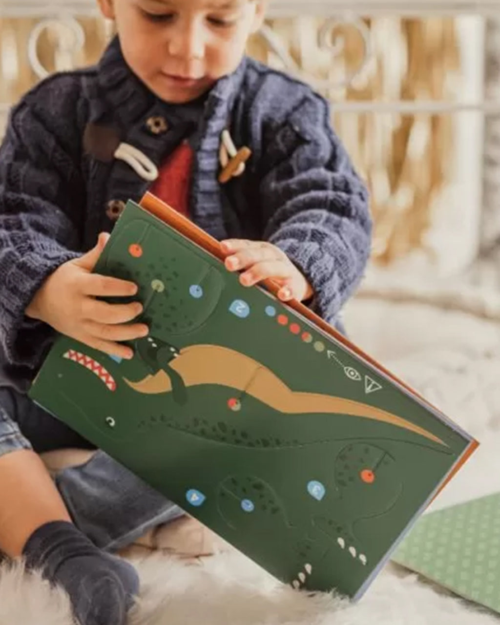 Sassi Yunior Editore - Mega box arts & crafts. I dinosauri