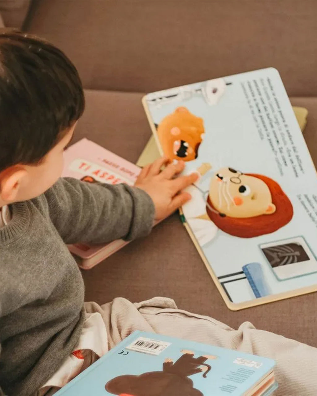 Sassi Yunior Editore - Passo dopo passo. Vado dal dottore - LIBRO