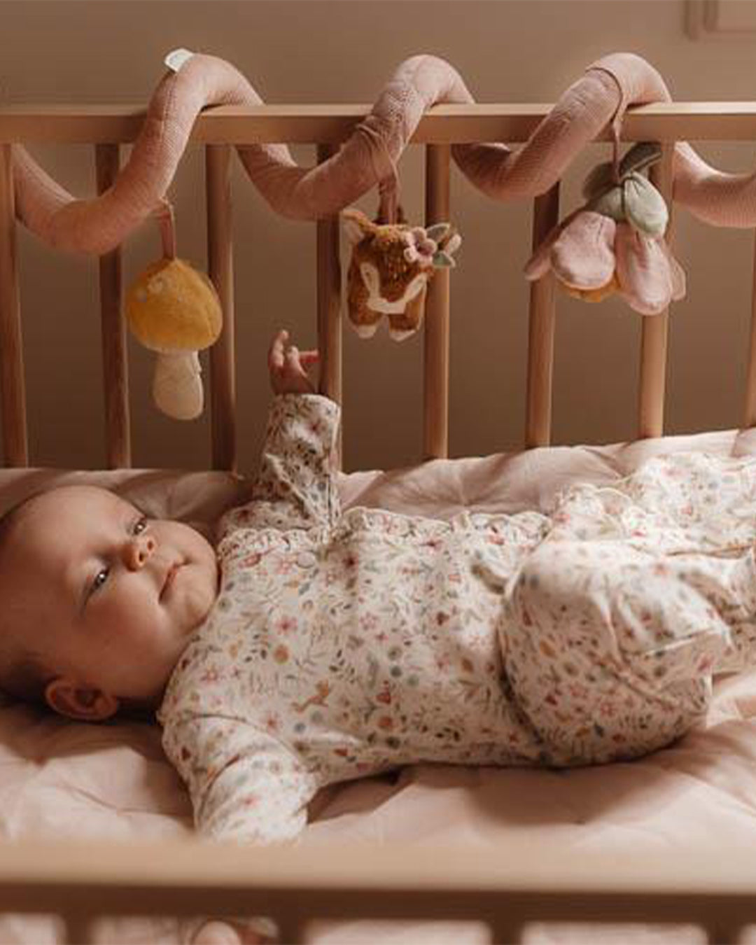 Little Dutch - Spirale di attività - Rosa - Giardino delle fate