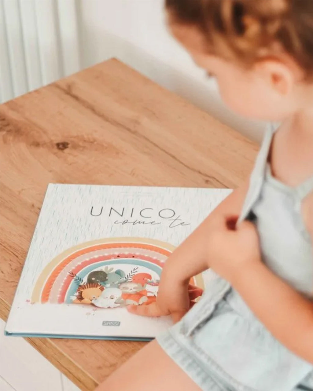 Sassi Yunior Editore - Unico come te - LIBRO