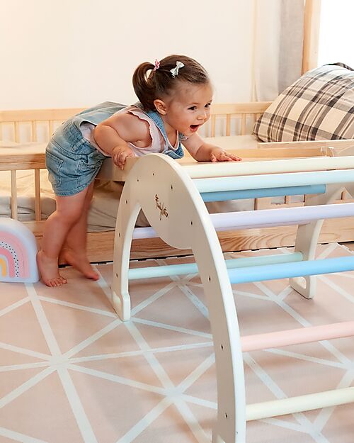 Family Nation - Arco Montessori Rainbow - Sunny Beach